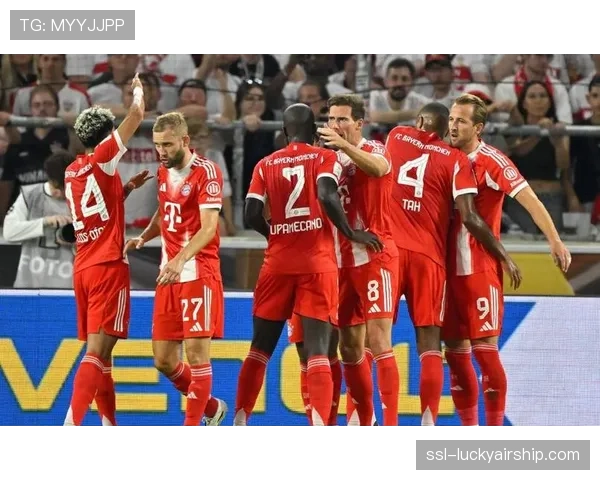 拜仁慕尼黑5-0大胜圣保利，赛季定位球进球达28球创德甲新纪录